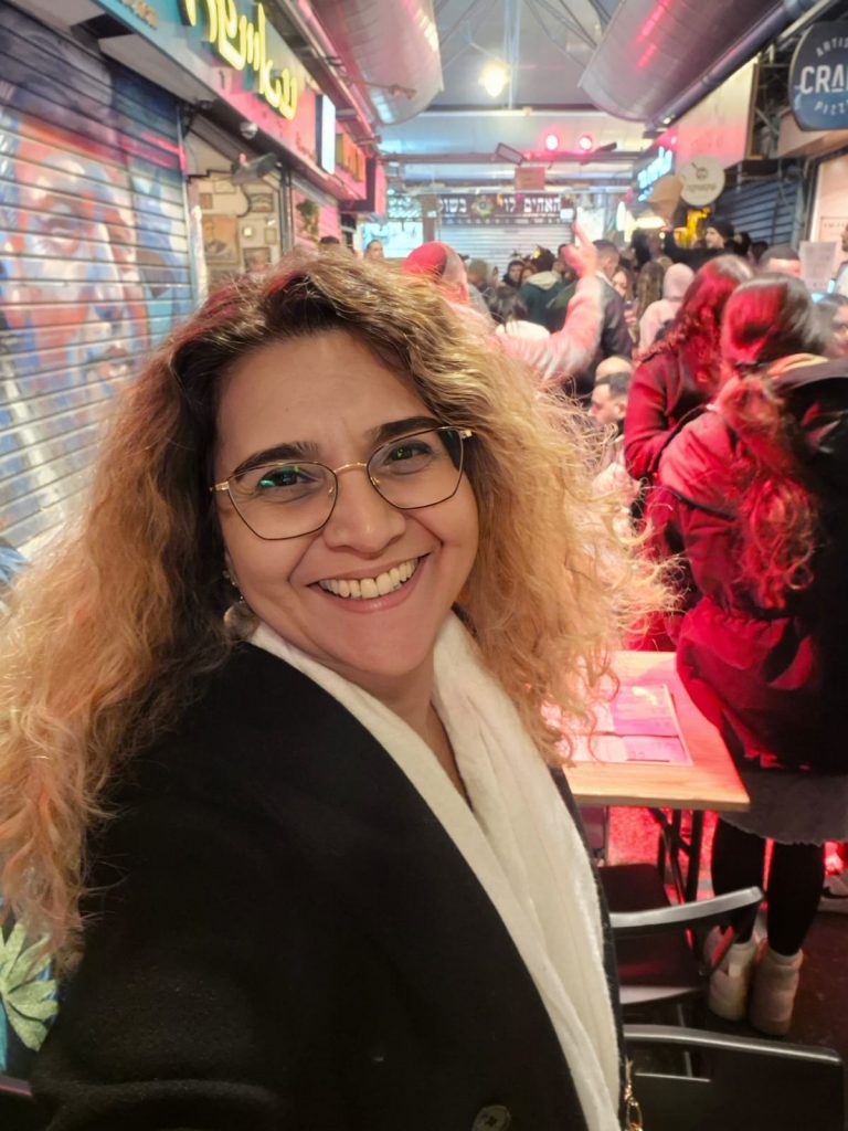 מירב עופר מורת נהיגה לרכב אוטומט